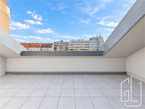 Pronájem bytu 3kk, 76 m² 10