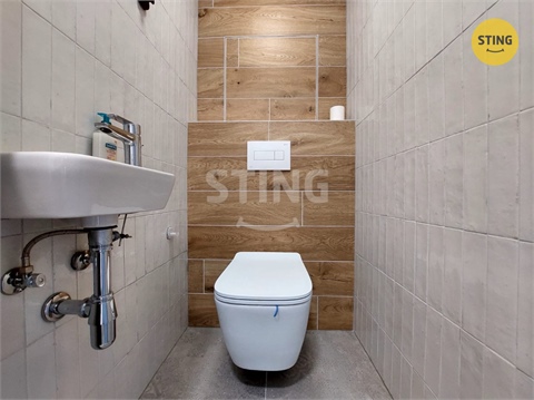 Pronájem bytu 2kk, 91 m² 18
