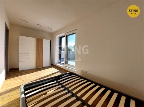 Pronájem bytu 2kk, 91 m² 10