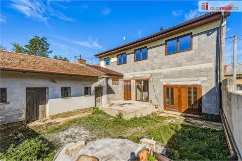 Prodej rodinného domu, 220 m² - 14