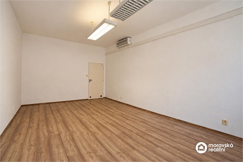 Pronájem rodinného domu, 100 m² - 12