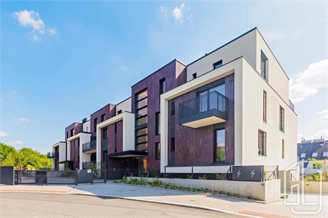 Pronájem bytu 2kk, 55 m² 8