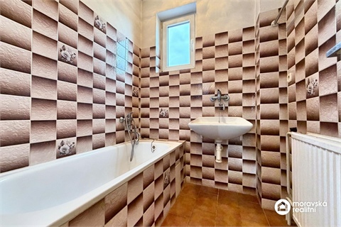 Prodej rodinného domu, 192 m² 16