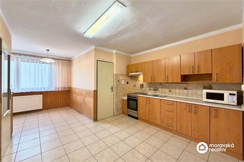 Prodej rodinného domu, 192 m² - 2
