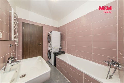 Prodej bytu 2kk, 60 m² - 14