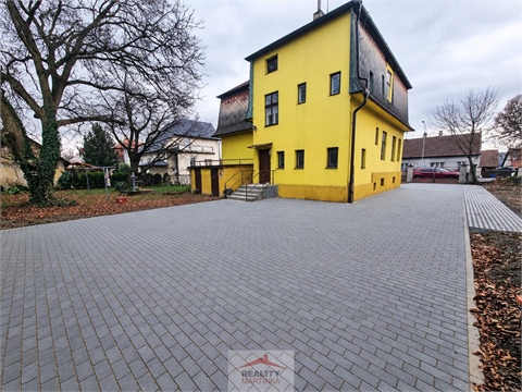 Prodej vily, 210 m² 2