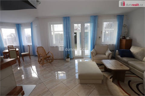Prodej rodinného domu, 200 m² - 10