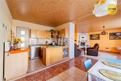 Prodej rodinného domu, 347 m² 2