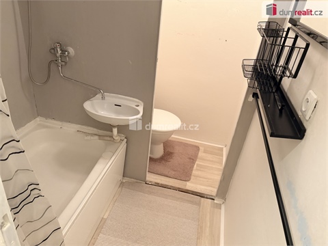 Pronájem bytu 1+1, 32 m² - 4