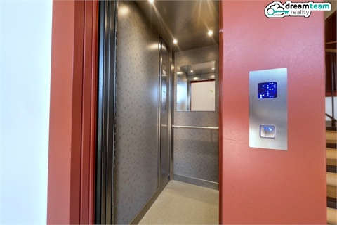 Prodej bytu 3+1, 61 m² 12