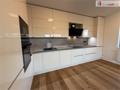 Pronájem bytu 2kk, 61 m² - 2