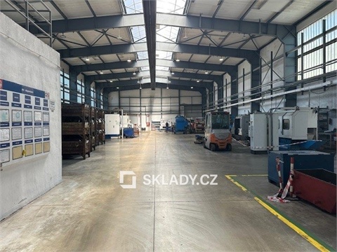 Pronájem skladu / haly, 1 000 m² - 10