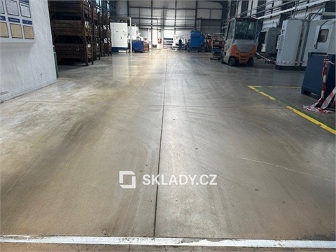 Pronájem skladu / haly, 2 000 m² - 8