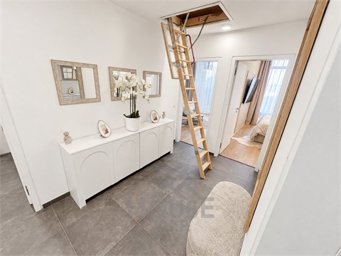 Pronájem bytu 2kk, 64 m² - 14