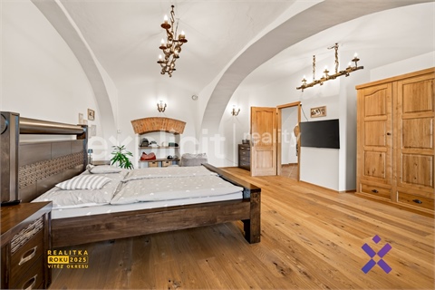 Prodej vily, 1 025 m² 14