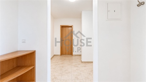 Prodej bytu 1kk, 54 m² - 14
