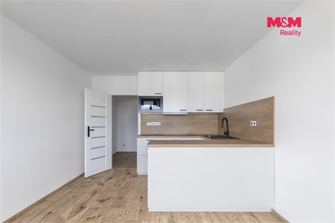 Prodej bytu 2kk, 44 m² - 2