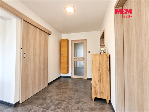 Prodej rodinného domu, 180 m² 8