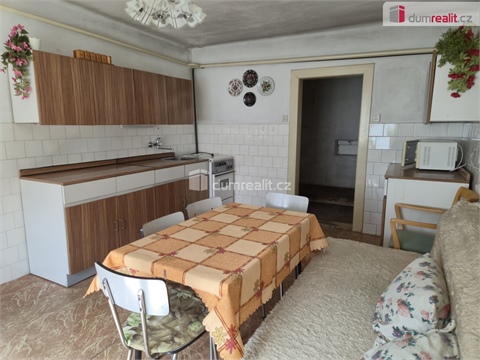 Prodej rodinného domu, 722 m² - 28