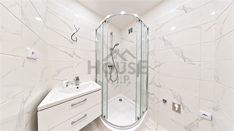 Prodej bytu 3kk, 73 m² - 26