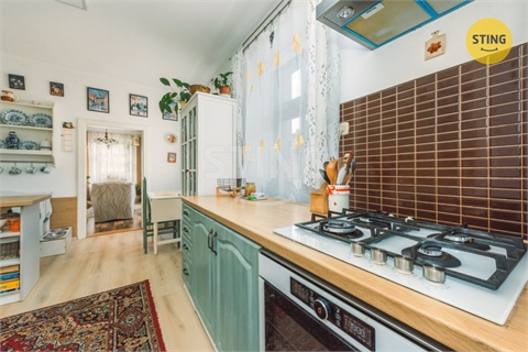 Prodej rodinného domu, 250 m² 4