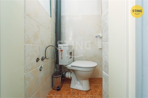 Prodej rodinného domu, 250 m² - 12