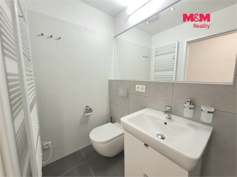 Pronájem bytu 1kk, 41 m² - 4