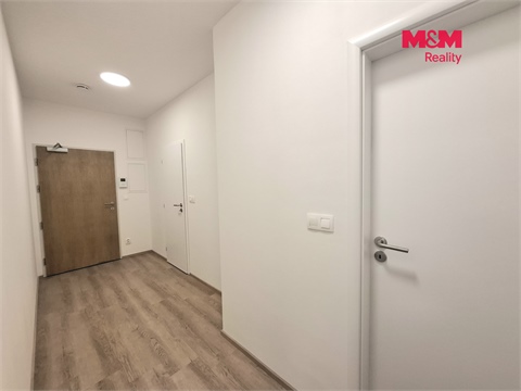 Pronájem bytu 1kk, 41 m² 6