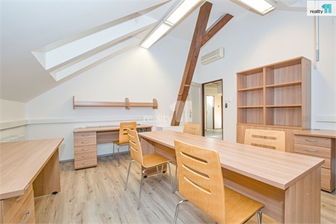 Pronájem kanceláře, 23 m² 2