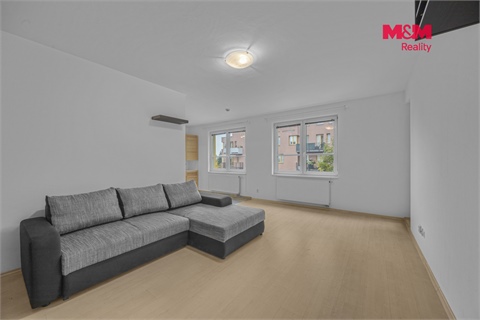 Pronájem bytu 3kk, 84 m² 10