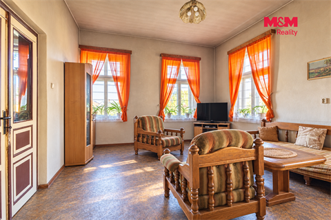 Prodej rodinného domu, 350 m² 10
