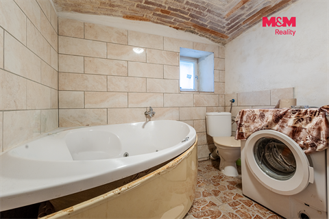 Prodej rodinného domu, 350 m² 4