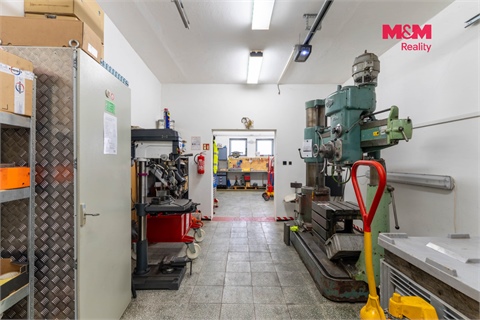 Prodej obchodních prostor, 170 m² 12
