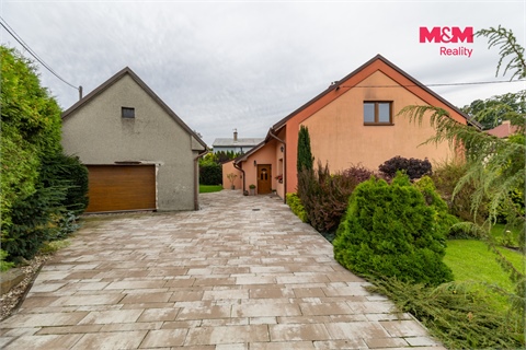 Pronájem rodinného domu, 230 m² 2