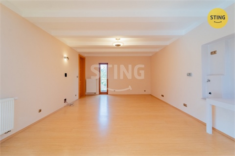 Prodej rodinného domu, 270 m² 8