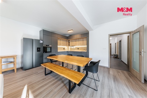 Prodej bytu 4kk, 107 m² - 14