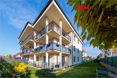 Prodej bytu 4kk, 107 m² 0