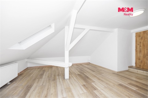 Pronájem bytu 3kk, 99 m² - 4