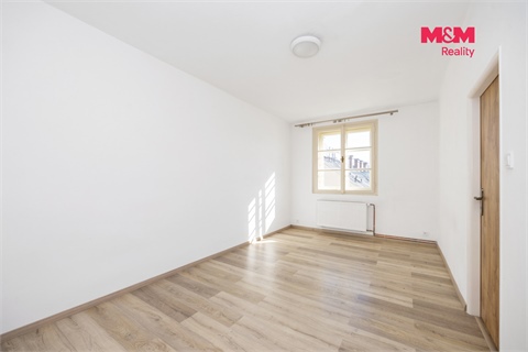 Pronájem bytu 3kk, 99 m² - 6