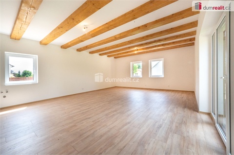 Prodej rodinného domu, 187 m² - 8