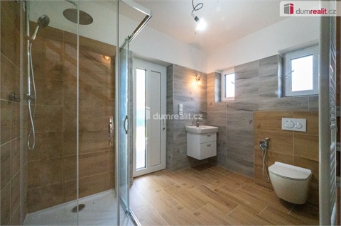 Prodej rodinného domu, 187 m² 10