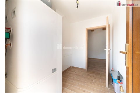 Prodej rodinného domu, 187 m² 6