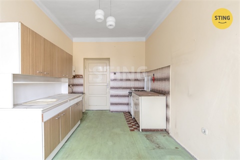 Prodej vily, 244 m² 12