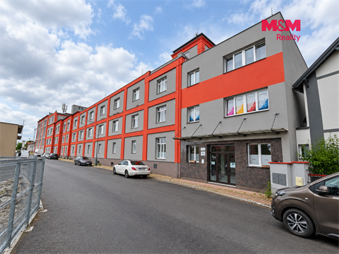 Pronájem kanceláře, 208 m² - 4