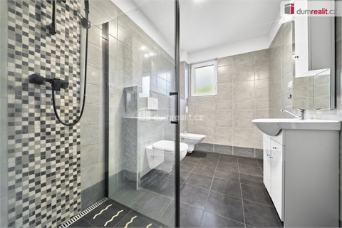 Prodej rodinného domu, 90 m² 10