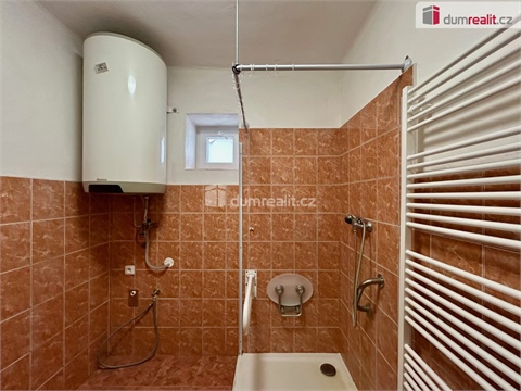 Prodej rodinného domu, 235 m² 10