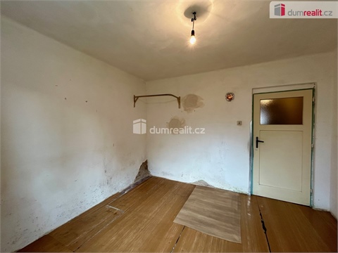 Prodej rodinného domu, 235 m² 12