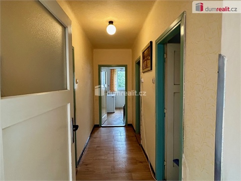 Prodej rodinného domu, 235 m² - 8