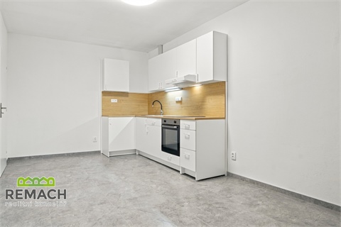 Pronájem bytu 1+1, 74 m² 6