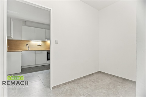 Pronájem bytu 1+1, 74 m² 8